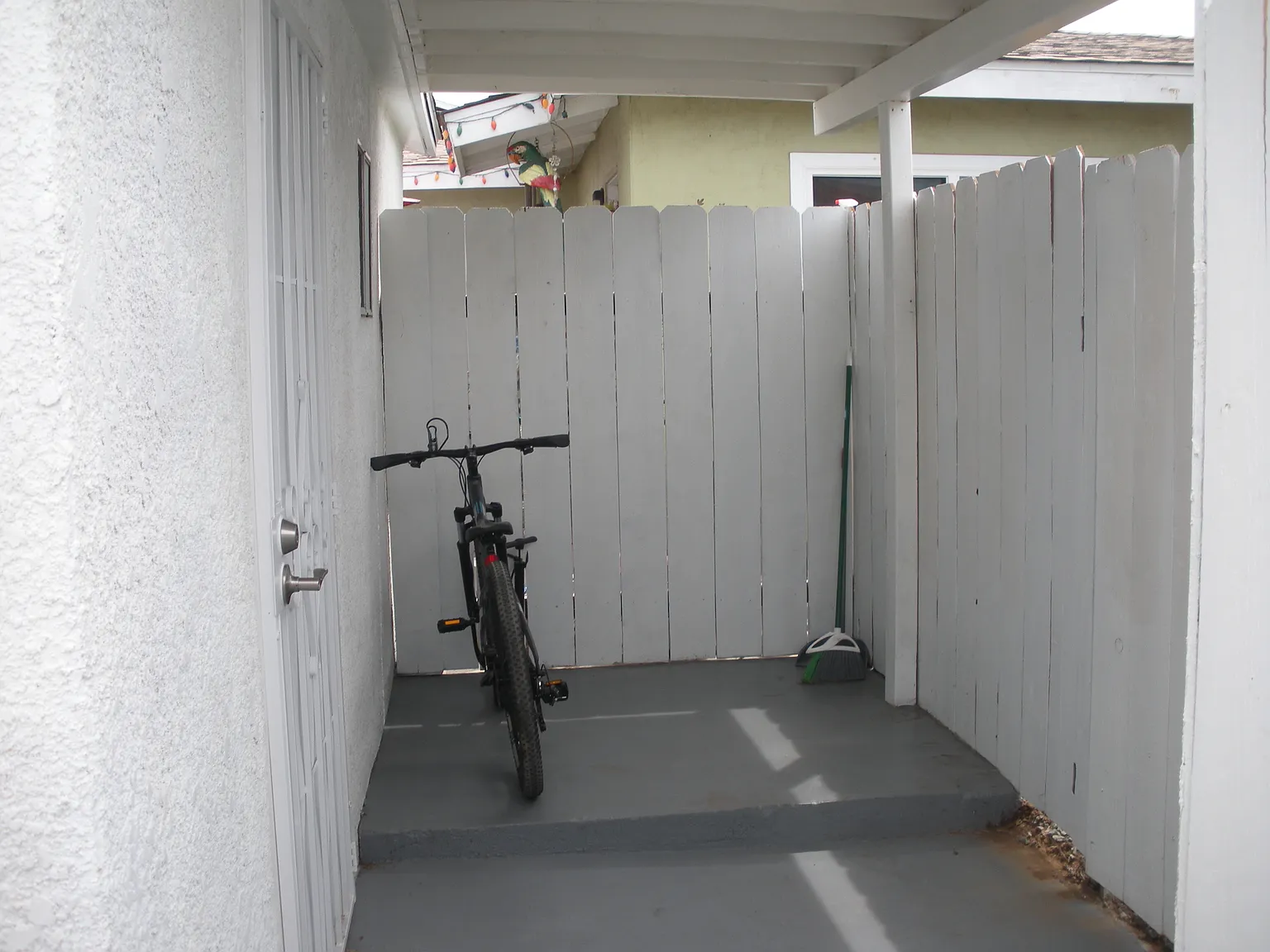 Studio, 225 sqft, $1,500 — Photo 4