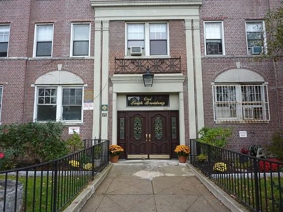 2nd image of 1 S Broadway APT 5K