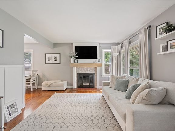 5th image of 2875 8th St