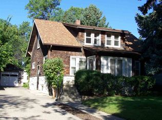 1027 10th St NW, Minot, ND 58703