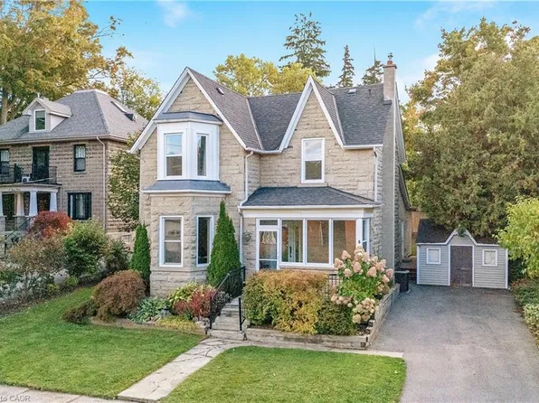 6 Queen St, Halton Hills, ON L7G 2E4