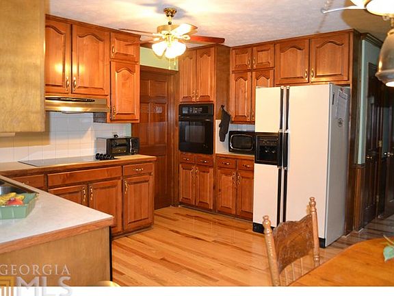 4th image of 3330 Channing Ct