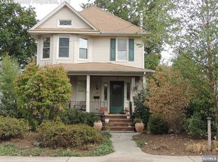 109 Royal Ave, Hawthorne, NJ 07506