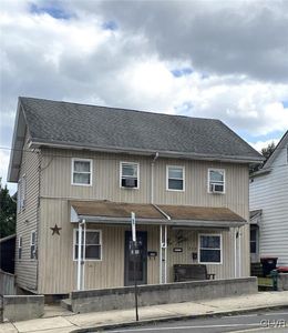 209-211 S 2nd St, Lehighton, PA, 18235