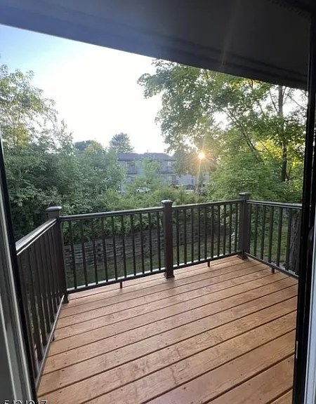 602 Spruce Hills Dr — Photo 8