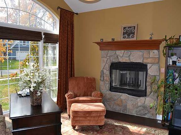 2nd image of 6709 E English Oak Dr