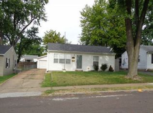 2011 Huntington Ave, Saint Louis, MO 63114
