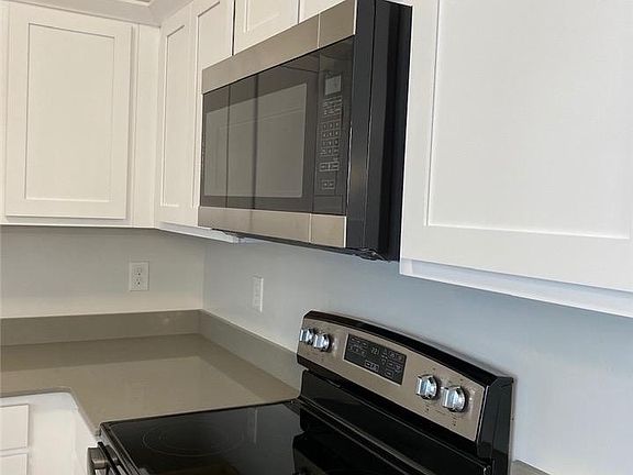 5th image of 1831 W Newcastle Ln #D303