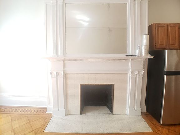 3rd image of 14 W 76th St APT 3RW