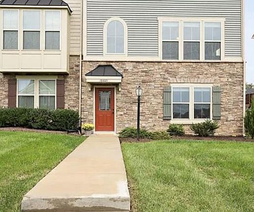 2nd image of 16621 Gossamer Dr