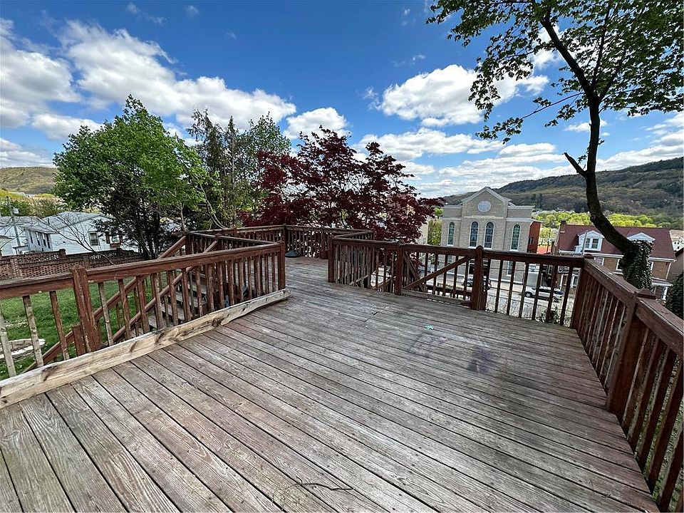 57 Bowe St, Tamaqua, PA 18252 Zillow