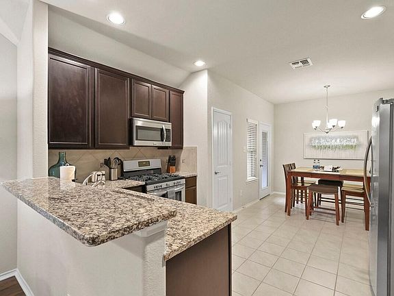 5th image of 9901 Beaver Dam Ln #Id1036326p
