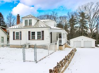 1736 Bellmeade Dr, Altoona, PA 16602