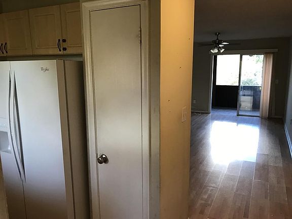 4th image of 6028 Forest Hill Blvd APT 202