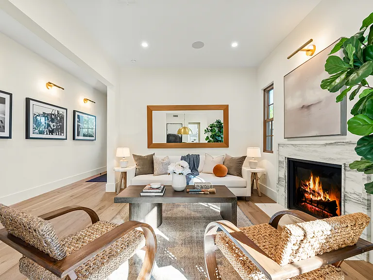 5057 Bluebell Ave — Photo 15
