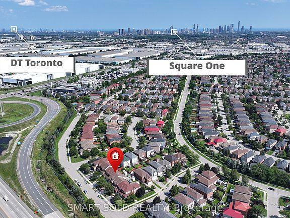 3rd image of 906 Delgado Dr