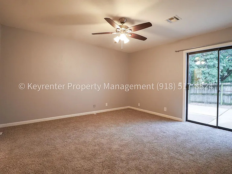 9351 S 89th Ave E — Photo 20