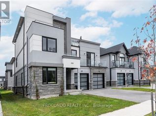528 Jones Rd #PENTHOUSE, Hamilton, ON L8E 5C1