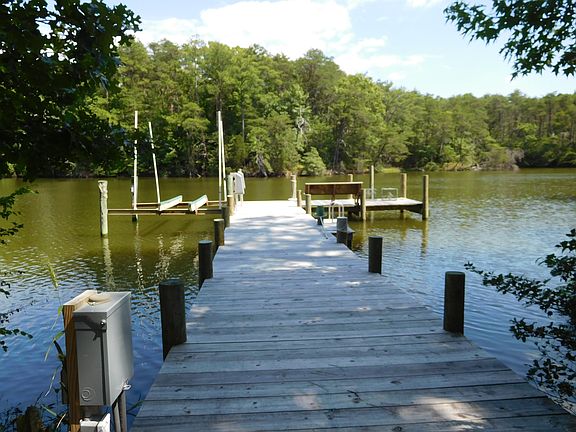 5th image of 287 Pine Reach Dr