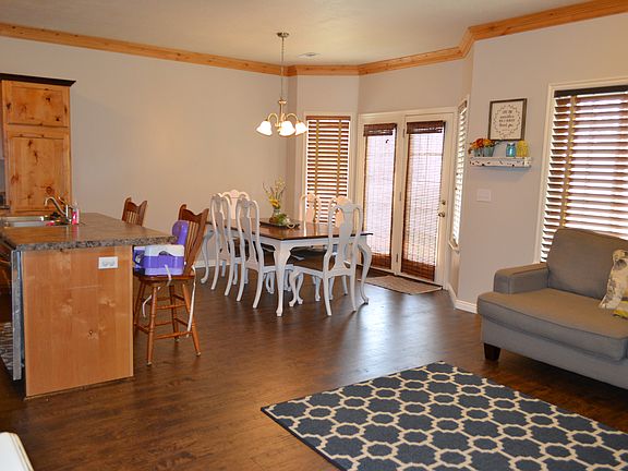 3rd image of 231 E Sunshine Dr Unit 17