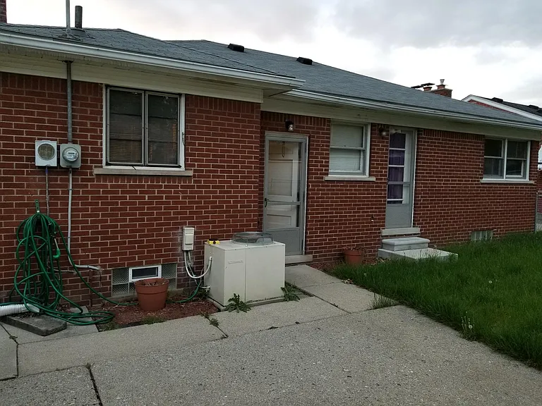 9024 San Jose — Photo 3