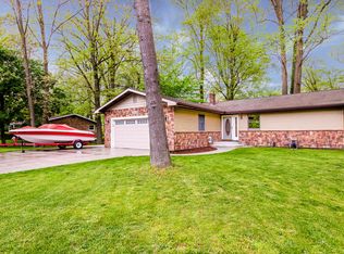 4835 S Cedar Trl, Stevensville, MI