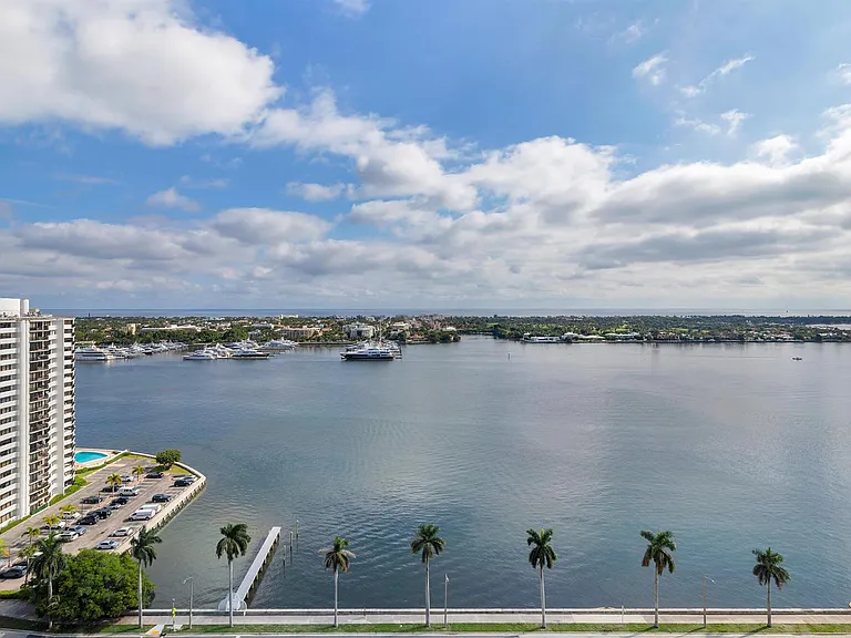 1333 S Flagler Dr #1502 — Photo 32