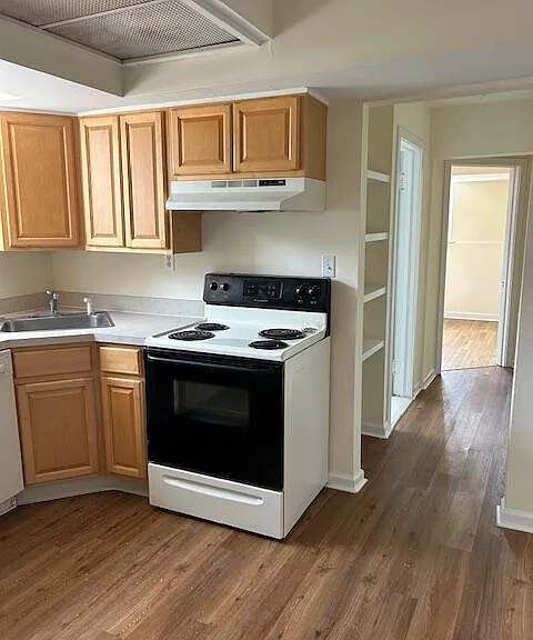 86 Grove St #A2 — Photo 1