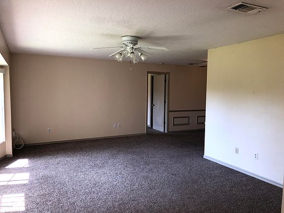 5th image of 6786 Babcock St SE