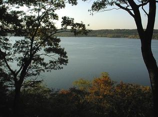 Grand Lake Ok, Wyandotte, OK 74370