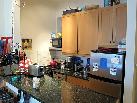 Rented by Chartwell Manhattan Realty | media 2
