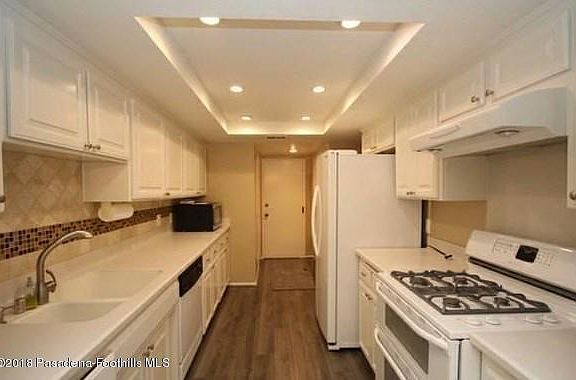 4th image of 204 Cordova St