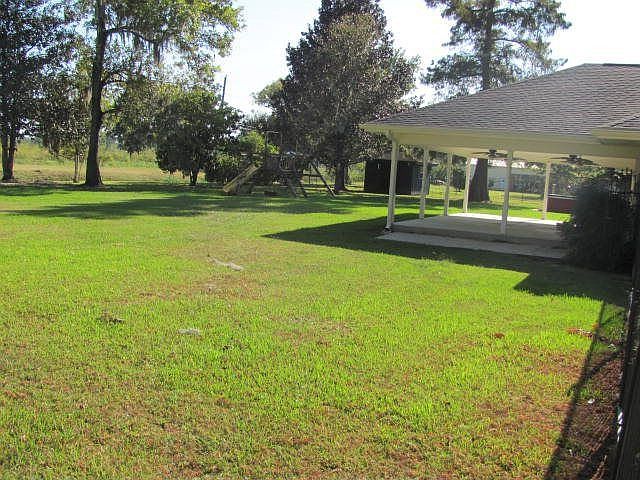 2nd image of 508 Terre Haute Pl