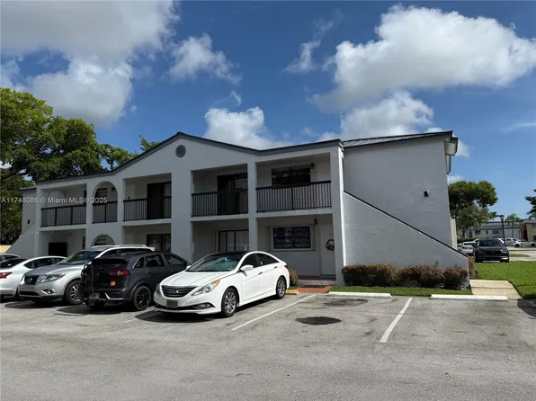 18224 Mediterranean Blvd #5-17, Hialeah, FL 33015