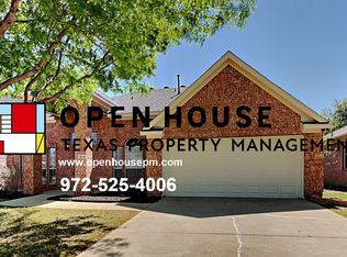 1644 Ash Ln, Corinth, TX 76210