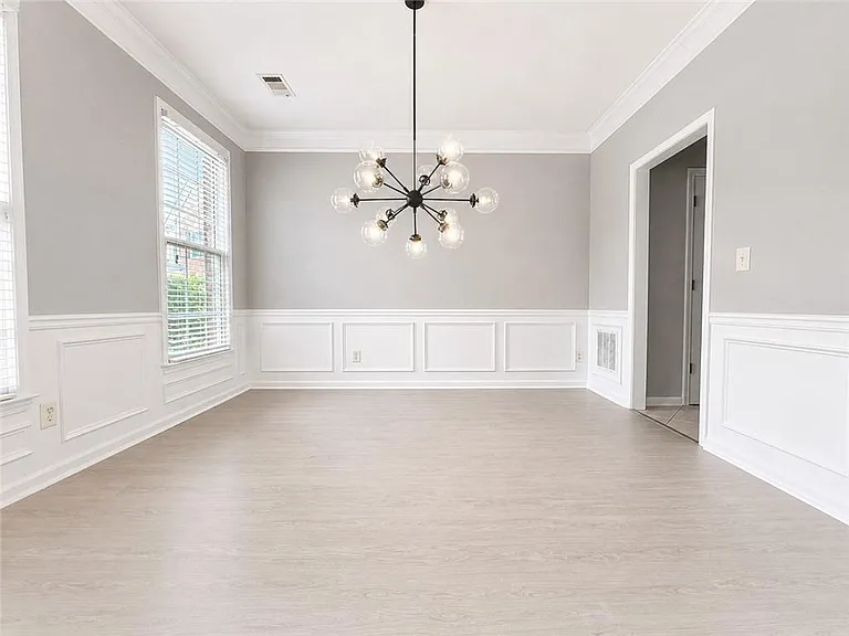 1707 Hidden Pond Cir — Photo 6