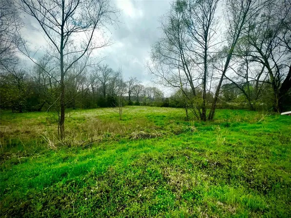 55353 S Park Dr, Broken Bow, OK 74728