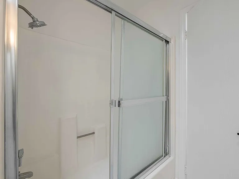 3623 Summershore Ln — Photo 16