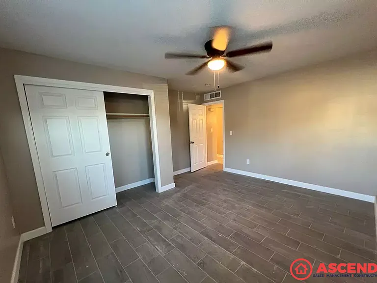 821 Oregon St — Photo 8