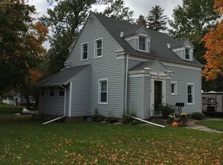 104 S Lincoln St, Lake Mills, IA 50450