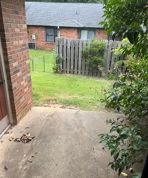 323 E Blackstock Rd #14 — Photo 8