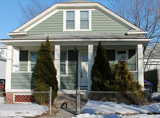 5 Aldine St, Providence, RI 02909