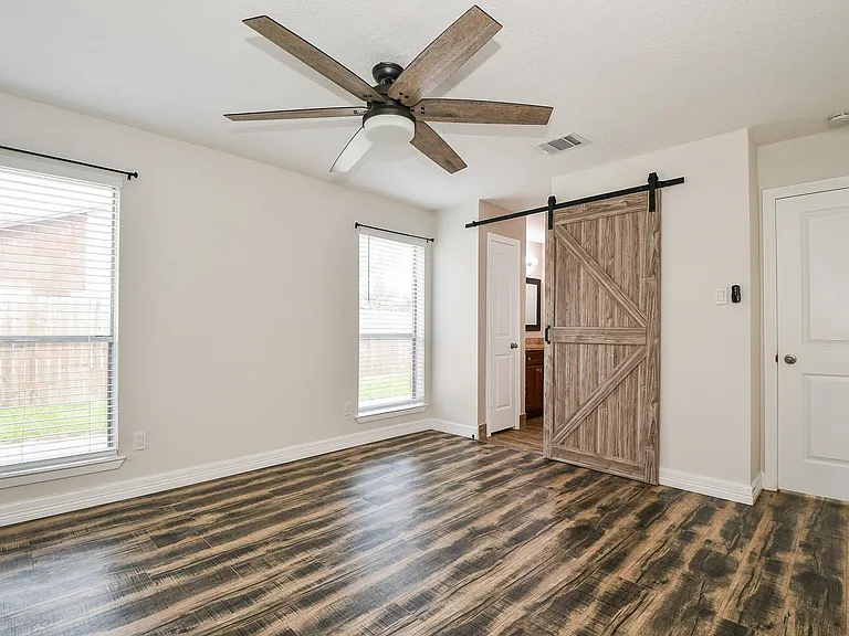 13910 Bonnercrest Dr — Photo 12