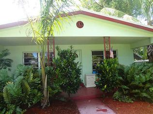 126 SE 9th St, Hallandale Beach, FL 33009