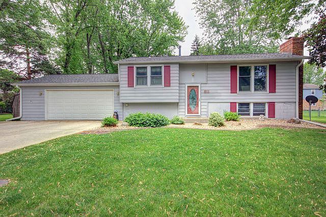 1st image of 811 Robert Webb Dr