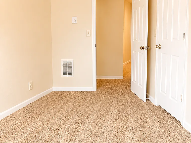 123 W Birch St — Photo 8