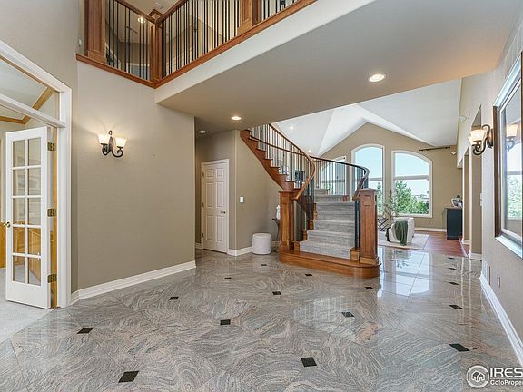 4th image of 725 E Wiggins St