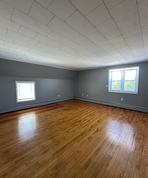 457 Lake Ave #B — Photo 2