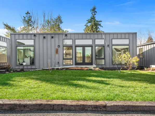 11450 NE Morris St, Portland, OR 97220