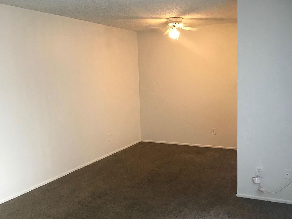 1st image of 14112 Roscoe Blvd